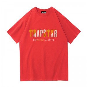 Red Trapstar Shinning Galaxy its a Secret Men's T Shirts India | OV90-467